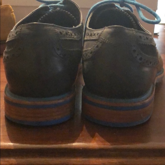 Cole Haan wingtips - Picture 4 of 6